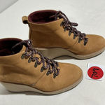 Toms Woman’s Tom’s Size 9 Wedge Heel Bootie Chestnut Brown Suede Stk#709 Photo 1