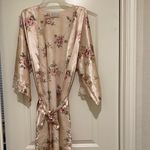 Floral Robe Photo 3