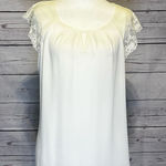 Candie's Candie’s Women’s Blouse XL Cream Lace Cap Sleeve Top – Good Condition Photo 0