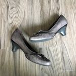 Hispanitas Gray Grey Leather bow 2” heel pumps Womens Size EUR 39 / 8.5 … Photo 4