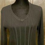 Carolyn Taylor black ribbed v-neck sweater. XL Photo 3
