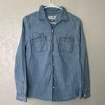 Old Navy  women’s denim style button down top Photo 0