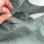 Nike  sports bra size large. Padded with removable padding Photo 5