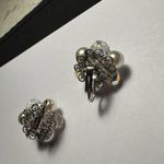 Vintage Laguna Faux Pearl & Crystal Bead Cluster Silver Tone Clip On Earrings Photo 8