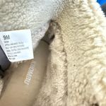 Khombu  Sarah Boots Women's Gray Ankle Boot Bootie Photo 6