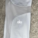 Alo Yoga White Cropped Leggings Size Small Photo 3