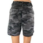 G1 Goods Black Gray Camo Camouflage Mid Rise Straight Leg Bermuda Shorts Size 4 Photo 2