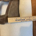 Antelope gray size 9 shoes zipper in back Photo 4