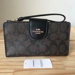 Coach Wallet Photo 0