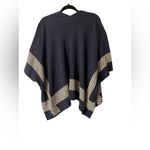 CAbi NWOT  reversible poncho Photo 2