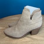 MIA New!  Women's Jullep Perf Pointy Ankle Block Heel Booties Khaki Tan Size 8 Photo 3