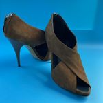 Barney's  Co-Op Women's Brown Cross Strap Suede Heels Shoes Size 7.5 Photo 5