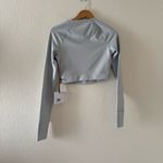 Beach Riot Francine Silver Shine Crop Top Women’s Long Sleeve Activewear Yoga Photo 8