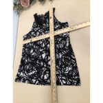 Cato  Women’s Sleeveless Beaded Neck Top Medium Black White Abstract Print Photo 9