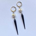 Handmade grunge punk funky edgy style yin yang & spike charms unique earringsψ(`∇´)ψ🖤 Photo 4