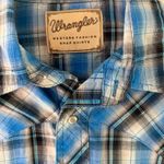 Wrangler  Western Snap‎ Shirt Plaid Long Sleeve Cowboy Blue White Silver Treaded Photo 3