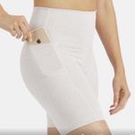 Vuori  Rhythm high-wasted Biker Shorts Photo 1