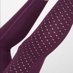 Fabletics  synch leg high waisted yoga gym perforated leggings Sz small burgundy Photo 3