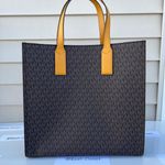 Michael Kors MK Kenly Large Tote Bag -Marigold Photo 1