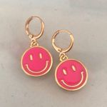 Handmade hot pink smiley face earrings Photo 0