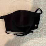 Lululemon mask Photo 0