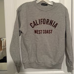 Pretty Little Thing embroidered crewneck Photo 0