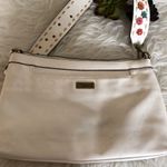 Carlos Santana  ivory floral strap purse with tiny‎ flowers on strap Photo 7