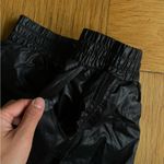 Heroine Sport black lustrous Train boxing/workout/gym short size XS EUC Photo 5