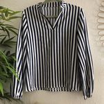 Vintage electric blue button up down shirt loose flowy oversize with two front pockets Size M Photo 0