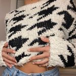 Storia Cropped Sweater Photo 2