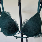 Victoria's Secret Victoria‎ Secret Emerald Green Lace Bra Size 34B bombshell Photo 0
