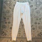 Alo Yoga Muse Sweatpants Womens size xs ivory joggers set white ribbed Photo 3
