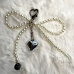 White Bowknot Heart Sweet Charm Pearl Bow Bag Charm Fashion Charm Photo 0