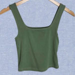 Old Navy  Ultra Cropped Rib Knit Tank Top Size XS Petite Photo 0