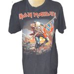 Iron Maiden black T Photo 0