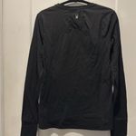 Spyder Athletic Top Size M. Stretch with great details! NWOT Photo 6