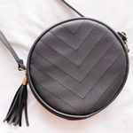 Black Round Purse Photo 0