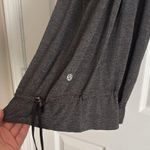 Lululemon Rest Less Tank Heather Gray/Black Built in Sports Bra Tanktop Size 8 Photo 5