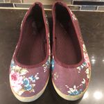 Solemate burgundy fabric Burgandy floral flats women's flats size 6 Red Photo 2
