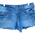 Refuge  size 4 denim women's shorts Photo 0