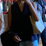 Women's navy Sweater Vest Blue Size M Photo 2