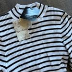 Hem & Thread NWT Blurred Lines Knit Sweater Bodysuit Women’s Medium Photo 4