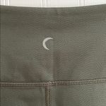 Zyia Active Light n Tight High Rise 7/8 Leggings Winter Olive Vibrations Size 12 Photo 12