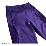 Women dark purple leggings size small… Photo 9