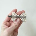 Vintage 90’s Elegant Pearl and Gold Bow Hair Clip Set White Photo 3