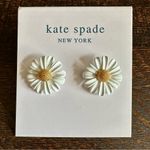 Kate Spade New Into The Bloom Stud Earrings Gold White Earring Card Photo 1