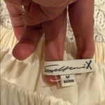 SELFWHO WOMENS Medium One Photo 7