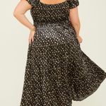 Arula Black & Tan Dainty Floral Velvet Smocked Short Sleeve Tiered Dress. Size 1X Photo 8