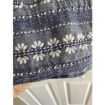 Passports  Women's Medium Gray Pull On Skirt White Embroidered Flower Boho Cottag Photo 3