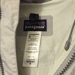 Patagonia  Light Gray Hooded Jacket Photo 4